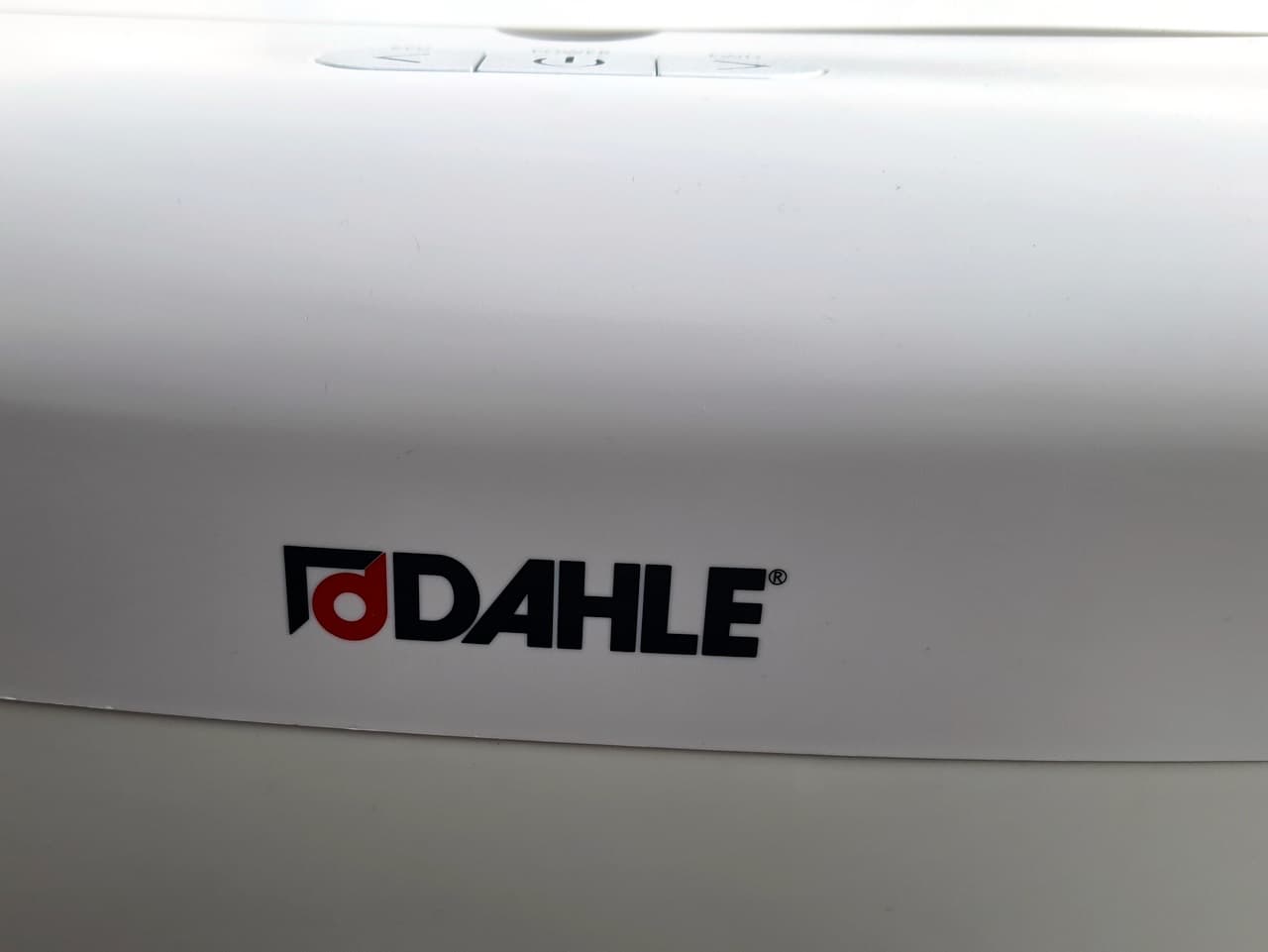 Dahle Logo auf einem Aktenvernichter